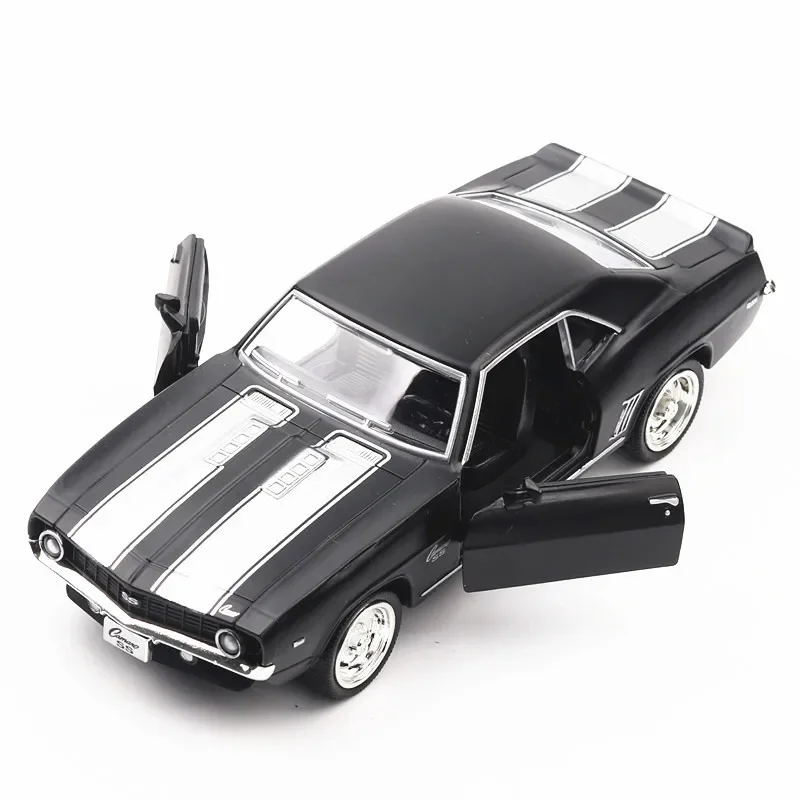 1:36 Chevrolet USA 1969 Camaro - Vintage Collectible Cars recension och pris