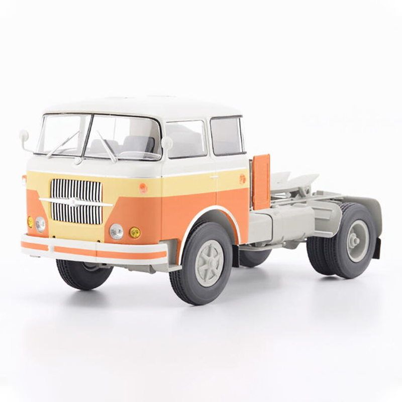 1:43 Scale Alloy Model Classic - Vintage Collectible Trucks recension och pris