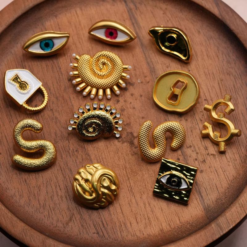 For Clothing Bags DIY Craft Ac - Vintage Collectible Buttons recension och pris